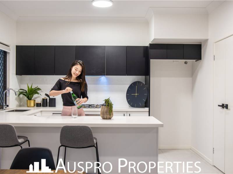 584 Gowan Road, Stretton, QLD 4116 Australia