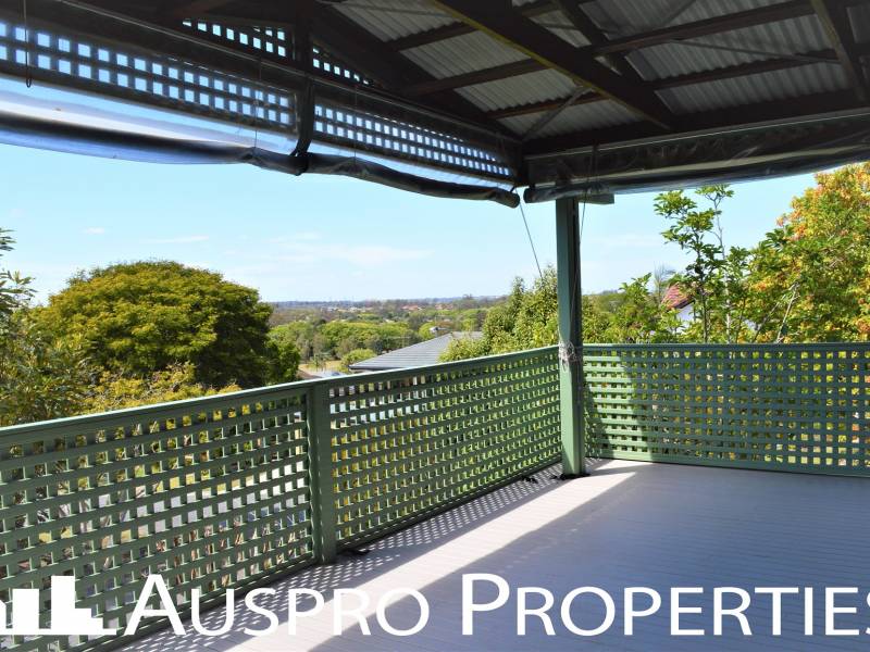 18 Firthshire Street, MANSFIELD, QLD 4122 Australia