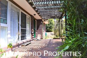 18 Firthshire Street, MANSFIELD, QLD 4122 Australia