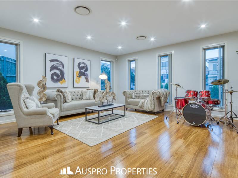 156 Hawthorn Circuit, Stretton , QLD 4116 Australia