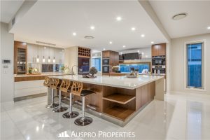 156 Hawthorn Circuit, Stretton , QLD 4116 Australia