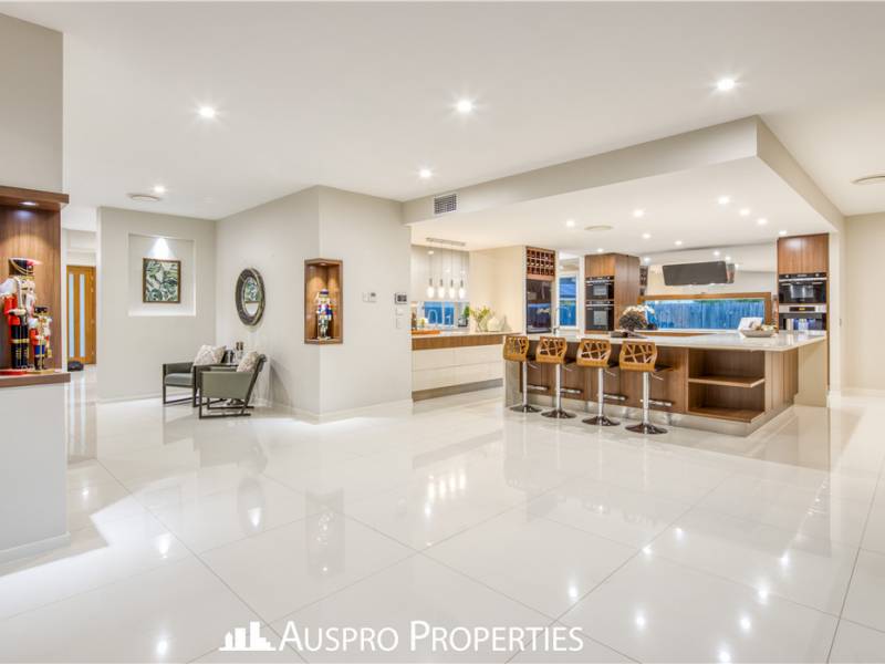 156 Hawthorn Circuit, Stretton , QLD 4116 Australia