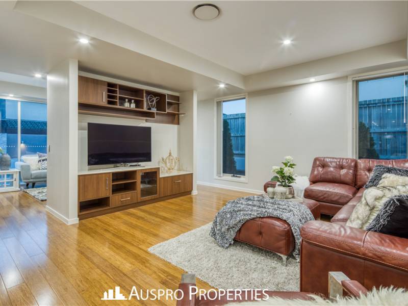 156 Hawthorn Circuit, Stretton , QLD 4116 Australia