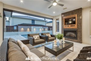 156 Hawthorn Circuit, Stretton , QLD 4116 Australia