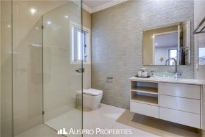 156 Hawthorn Circuit, Stretton , QLD 4116 Australia