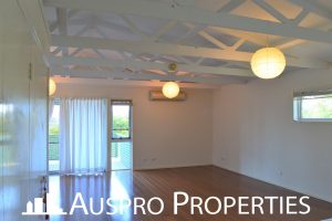 18 Firthshire Street, MANSFIELD, QLD 4122 Australia