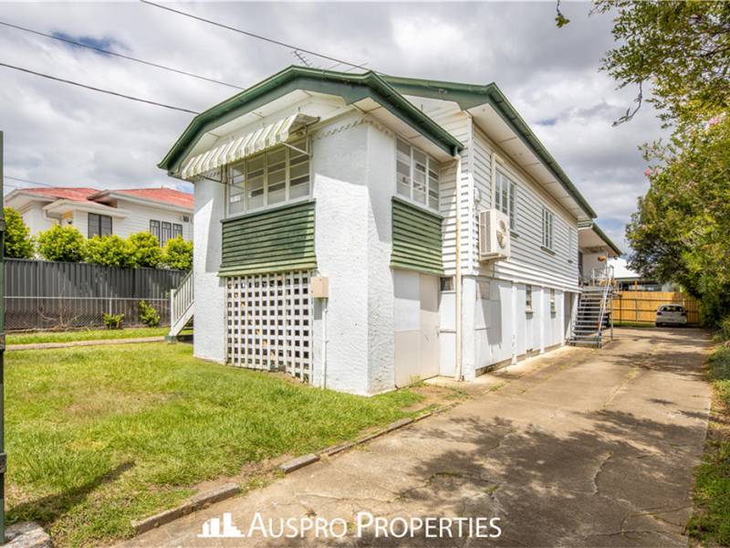 43 Holland Rd, Holland Park, QLD 4121 Australia