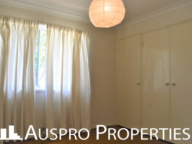 18 Firthshire Street, MANSFIELD, QLD 4122 Australia