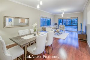 22 Raincliffe Place, Calamvale, QLD 4116 Australia