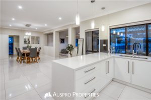 22 Raincliffe Place, Calamvale, QLD 4116 Australia