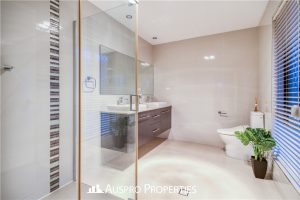 22 Raincliffe Place, Calamvale, QLD 4116 Australia