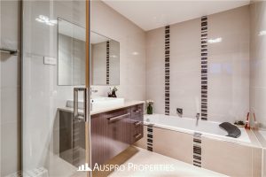 22 Raincliffe Place, Calamvale, QLD 4116 Australia
