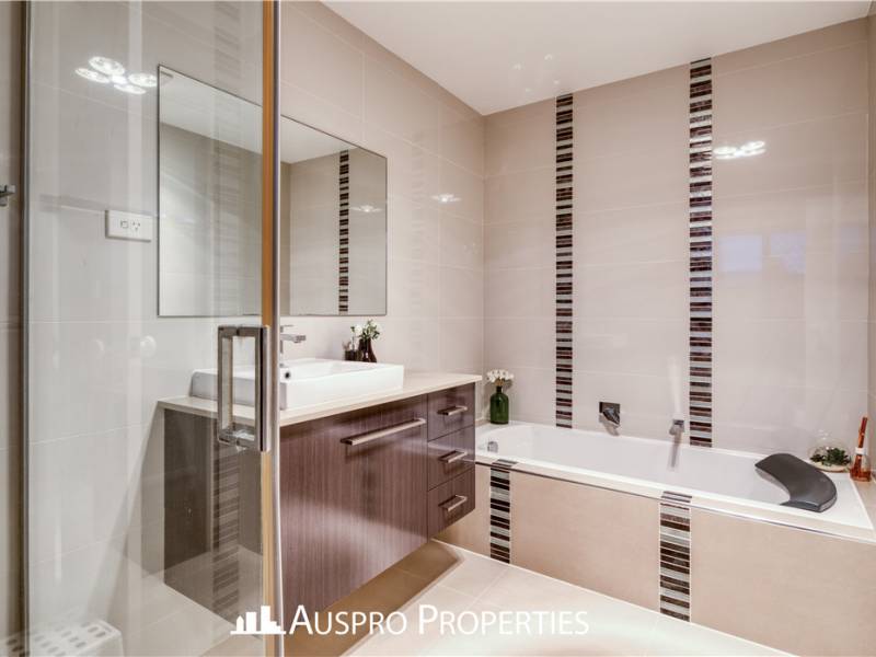 22 Raincliffe Place, Calamvale, QLD 4116 Australia