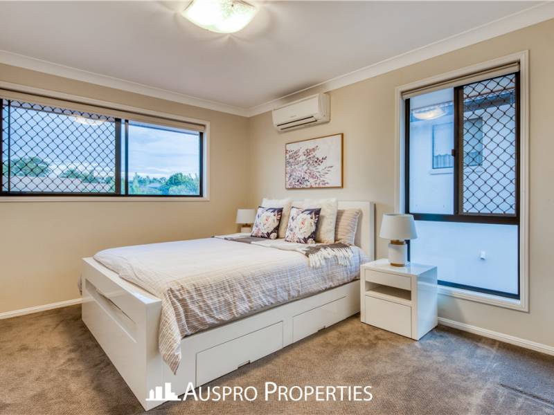 22 Raincliffe Place, Calamvale, QLD 4116 Australia
