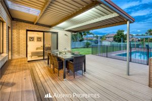 22 Raincliffe Place, Calamvale, QLD 4116 Australia