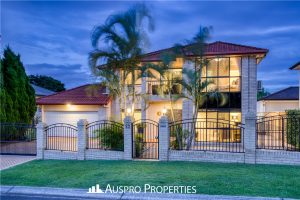 22 Raincliffe Place, Calamvale, QLD 4116 Australia