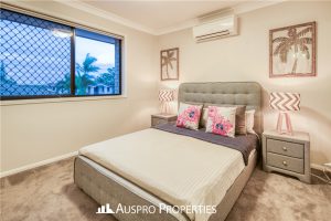 22 Raincliffe Place, Calamvale, QLD 4116 Australia