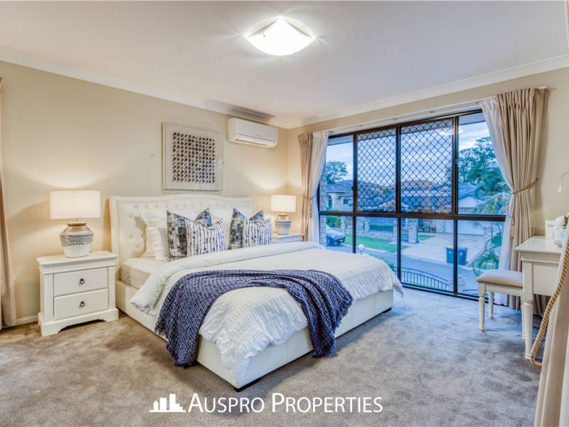 22 Raincliffe Place, Calamvale, QLD 4116 Australia