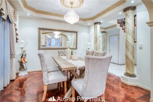 79 The Parkway, Stretton, QLD 4116 Australia