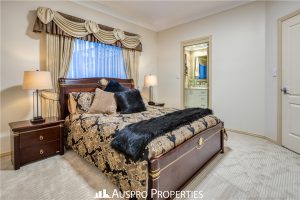79 The Parkway, Stretton, QLD 4116 Australia