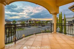 79 The Parkway, Stretton, QLD 4116 Australia