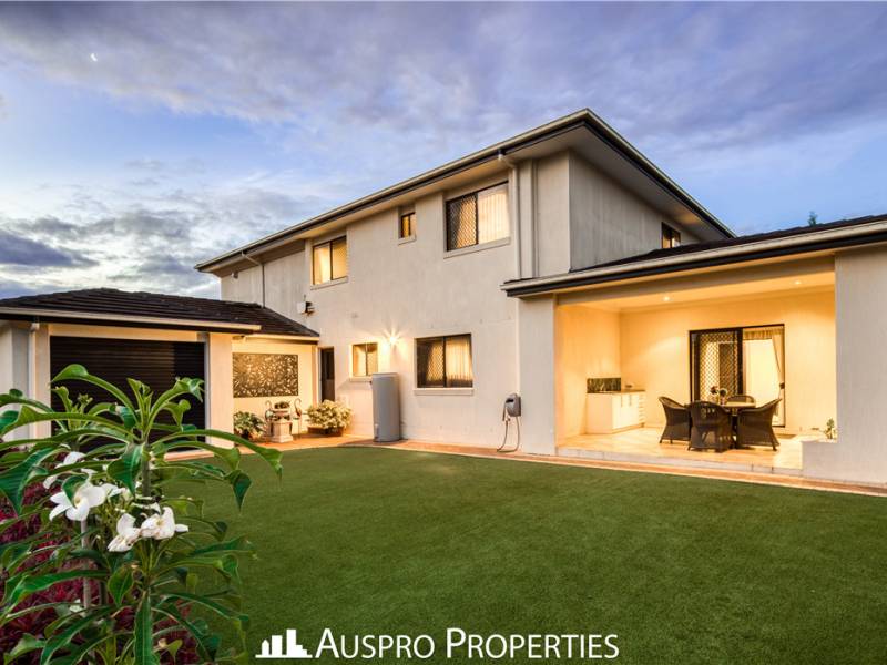 79 The Parkway, Stretton, QLD 4116 Australia