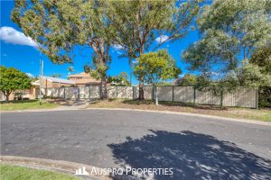 417 Gowan Road, Calamvale , QLD 4116 Australia