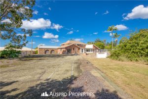 417 Gowan Road, Calamvale , QLD 4116 Australia