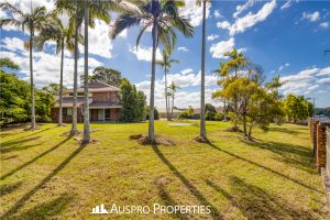 417 Gowan Road, Calamvale , QLD 4116 Australia