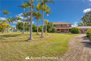 417 Gowan Road, Calamvale , QLD 4116 Australia