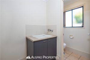 EIGHT MILE PLAINS, QLD 4113 Australia