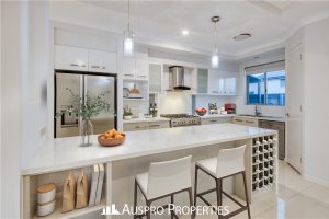 27 Peachtree Pl, Stretton, QLD 4116 Australia
