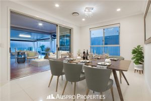 27 Peachtree Pl, Stretton, QLD 4116 Australia