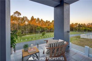 27 Peachtree Pl, Stretton, QLD 4116 Australia
