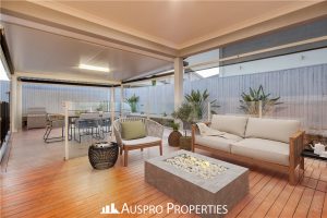 27 Peachtree Pl, Stretton, QLD 4116 Australia