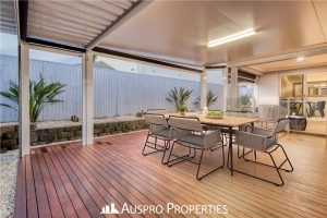 27 Peachtree Pl, Stretton, QLD 4116 Australia