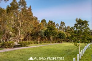 27 Peachtree Pl, Stretton, QLD 4116 Australia