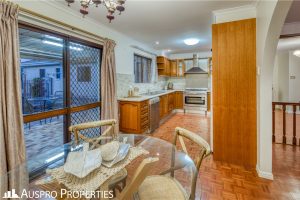 5 Lomandra Street, Robertson , QLD 4109 Australia
