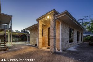 5 Lomandra Street, Robertson , QLD 4109 Australia