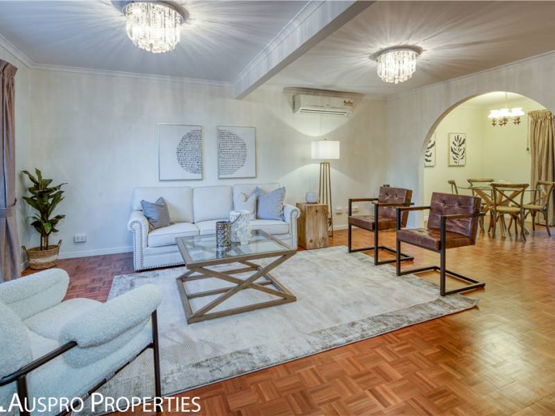 5 Lomandra Street, Robertson , QLD 4109 Australia