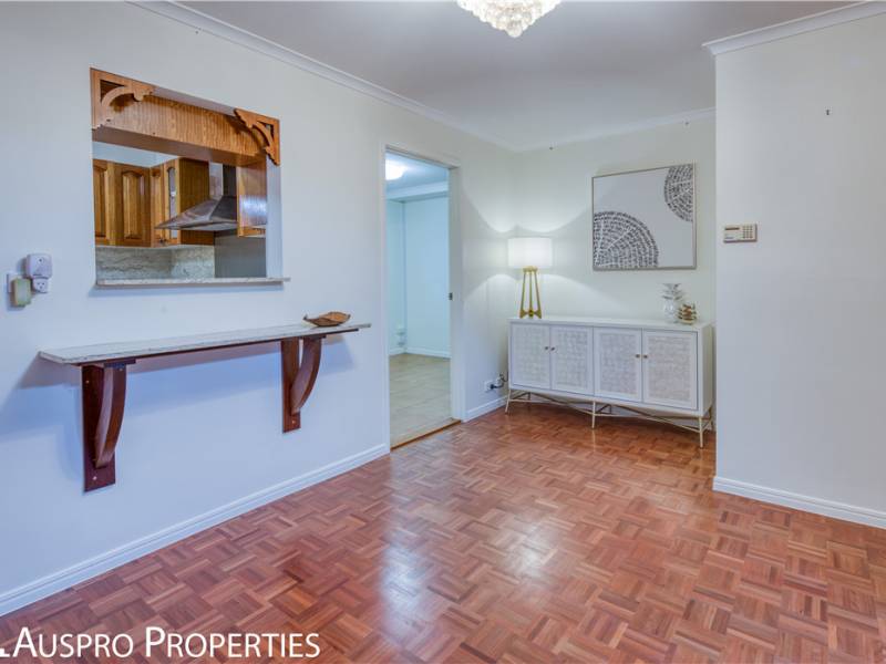 5 Lomandra Street, Robertson , QLD 4109 Australia