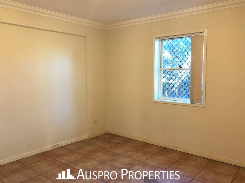 28 Nevern St, Macgregor, QLD 4109 Australia