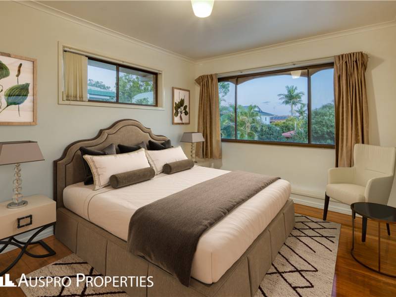 5 Lomandra Street, Robertson , QLD 4109 Australia