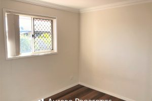 28 Nevern St, Macgregor, QLD 4109 Australia