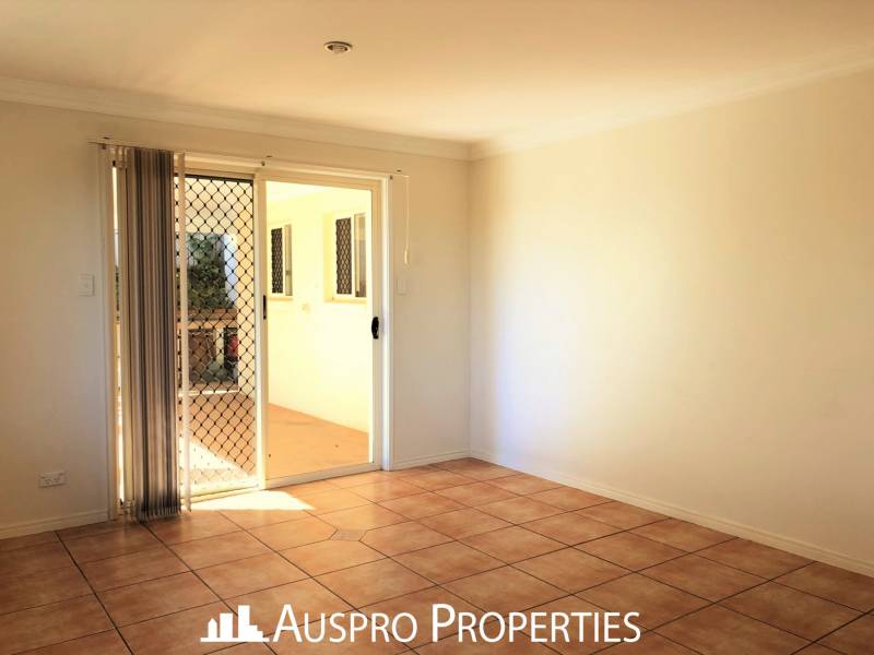 28 Nevern St, Macgregor, QLD 4109 Australia