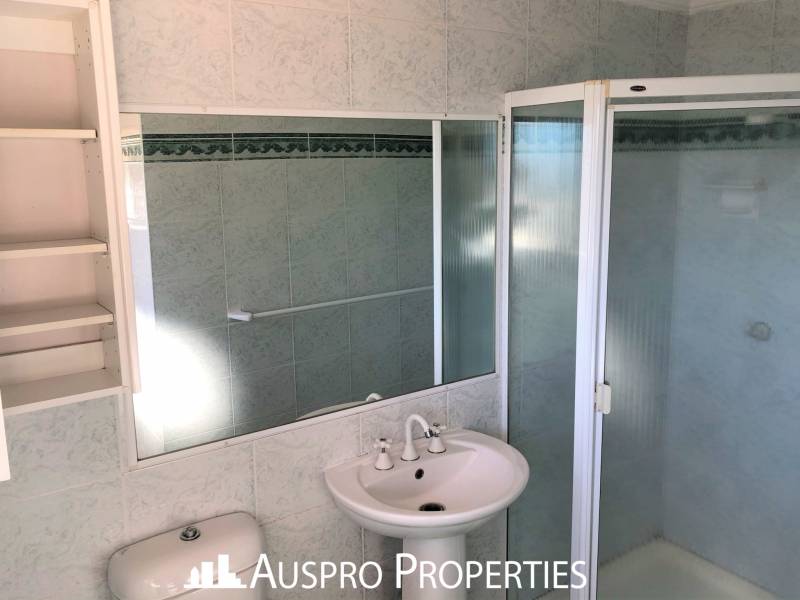 28 Nevern St, Macgregor, QLD 4109 Australia