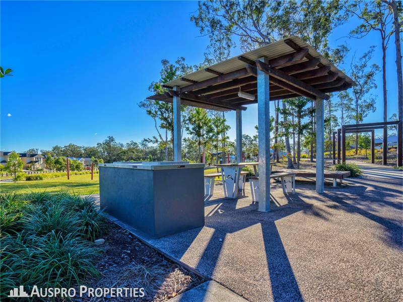 30 Nova Street , Waterford , QLD 4133 Australia