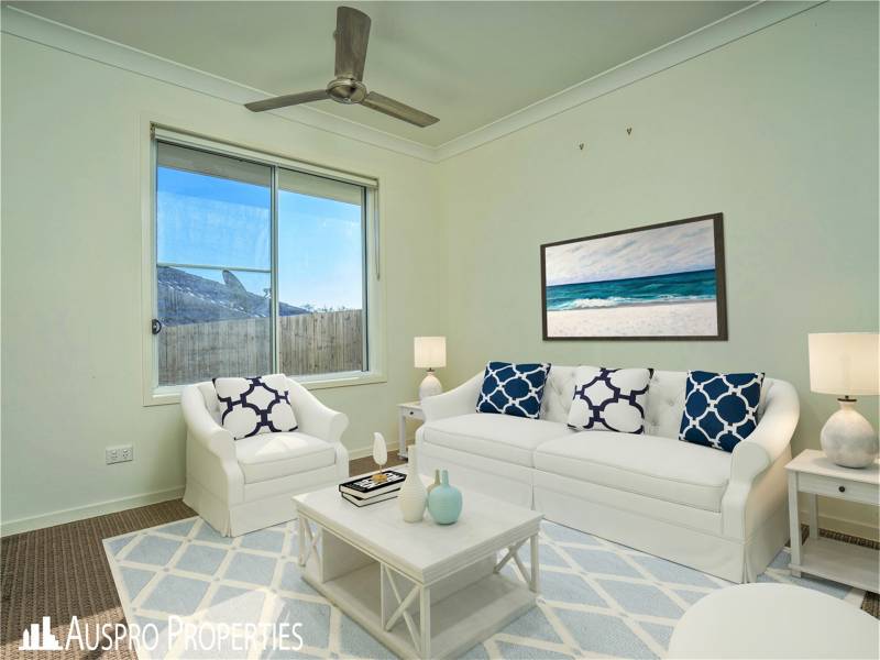 30 Nova Street , Waterford , QLD 4133 Australia