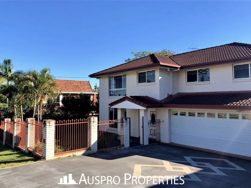 28 Nevern St, Macgregor, QLD 4109 Australia