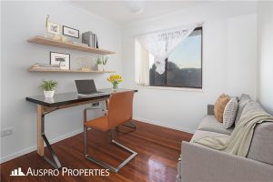 5 Lomandra Street, Robertson , QLD 4109 Australia